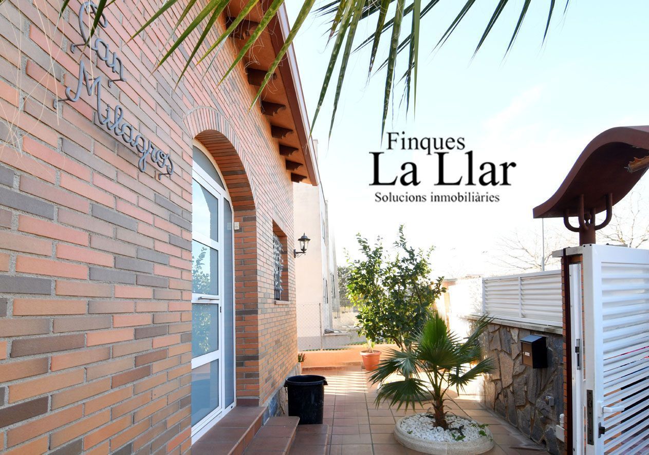 Vista exterior de Casa o xalet en venda en Rodonyà amb Aire condicionat, Calefacció i Jardí privat