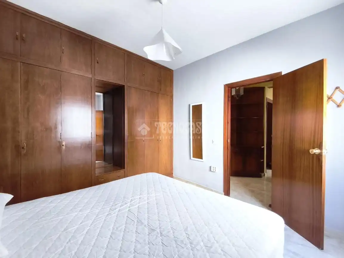 Habitación de Piso en venta en Fuengirola con Balcón