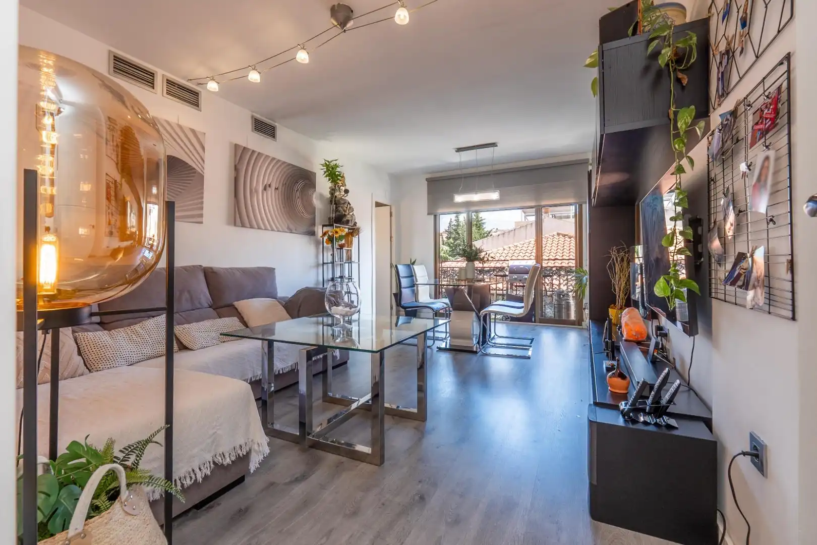 Sala de estar de Piso en venta en Huétor Vega con Aire acondicionado, Trastero y Balcón