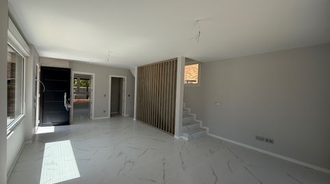 Photo 3 of Houses for sale in Calle Tauro, 45, Sur - PAU 4, Móstoles