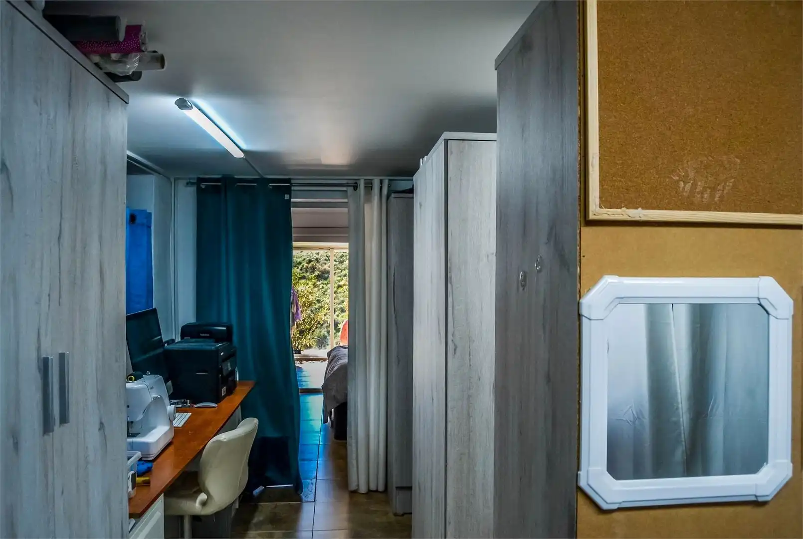 Dormitori de Finca rústica en venda en Arenas amb Aire condicionat, Jardí privat i Terrassa