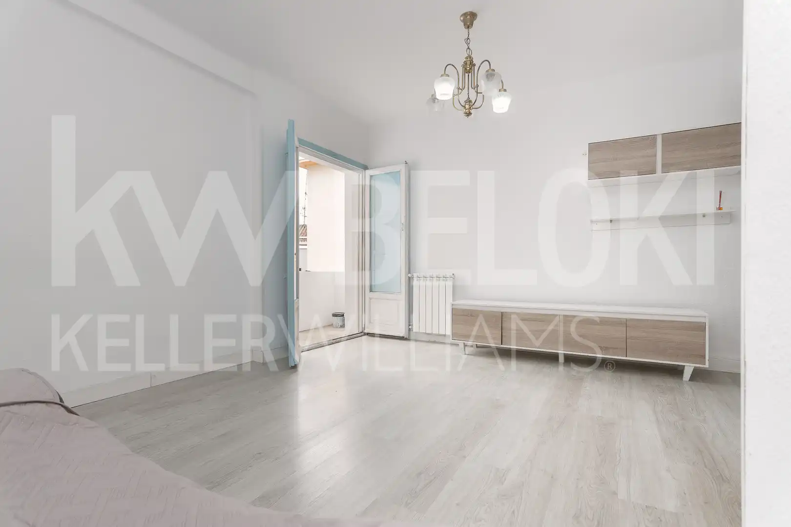 Sala de estar de Piso en venta en  Pamplona / Iruña con Calefacción y Balcón