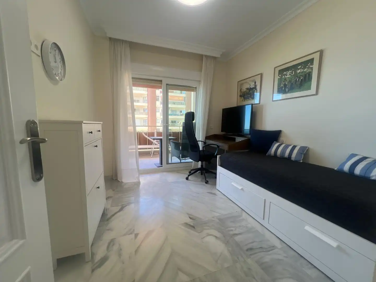 Dormitori de Apartament en venda en Fuengirola amb Aire condicionat, Calefacció i Terrassa