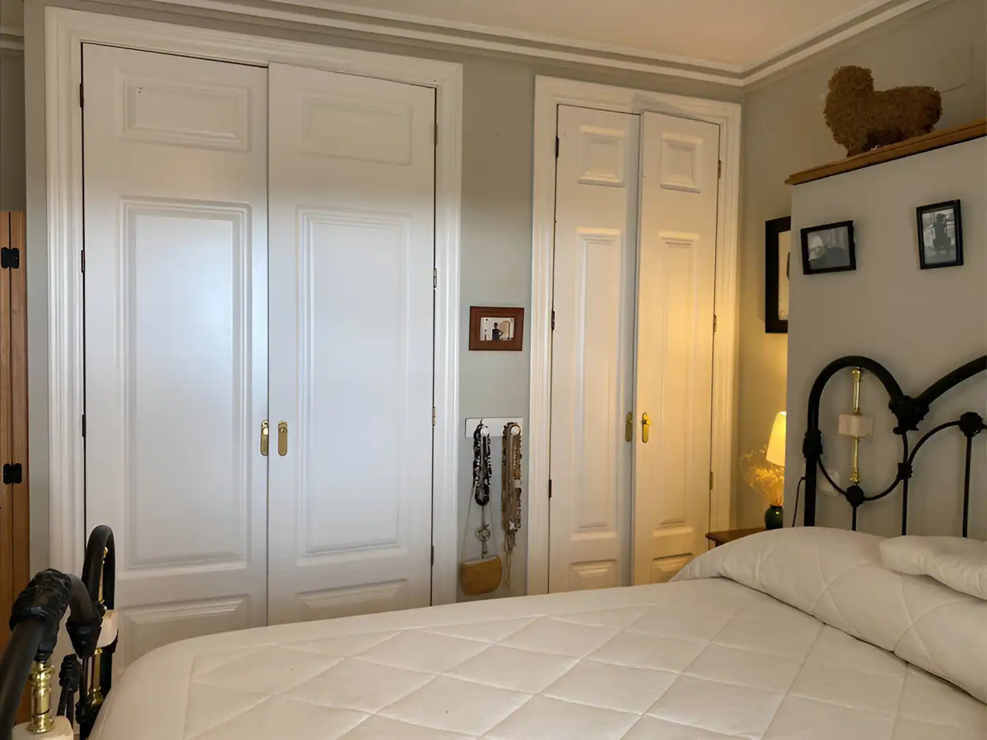 Habitación de Apartamento en venta en Marbella con Aire acondicionado, Terraza y Piscina