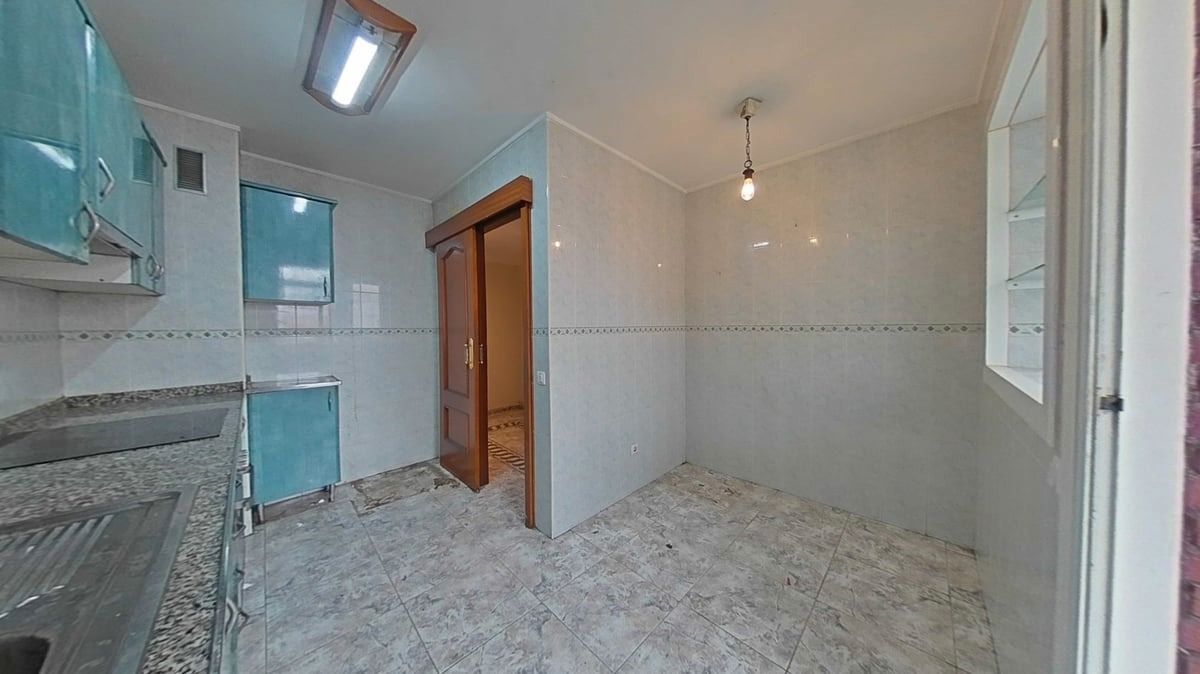 Kitchen of Flat for sale in Granollers  with Heating and Balcony