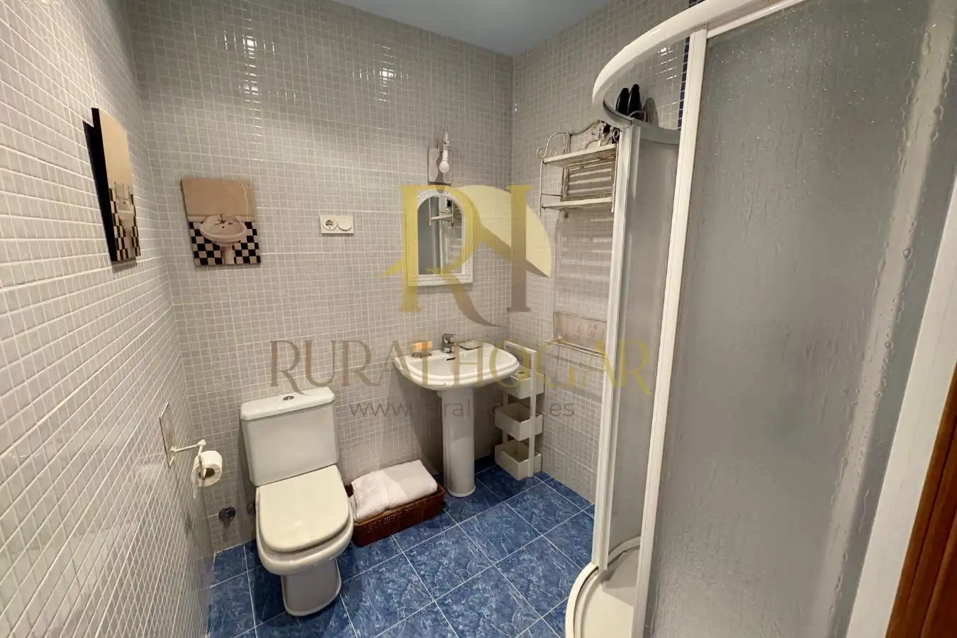 Detached homes for sale in Carretera Bayos, 1, Cabrillanes