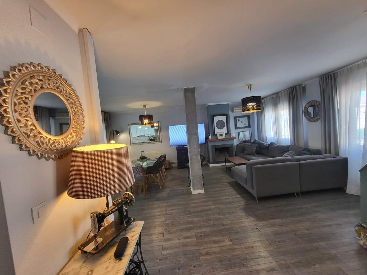 Sala de estar de Casa adosada en venta en Málaga Capital con Aire acondicionado, Terraza y Trastero