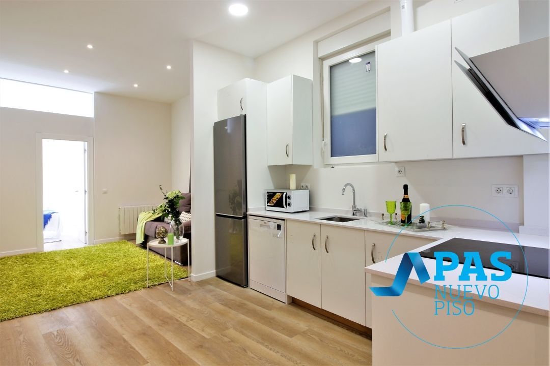 Kitchen of Flat for sale in Santander  with Heating