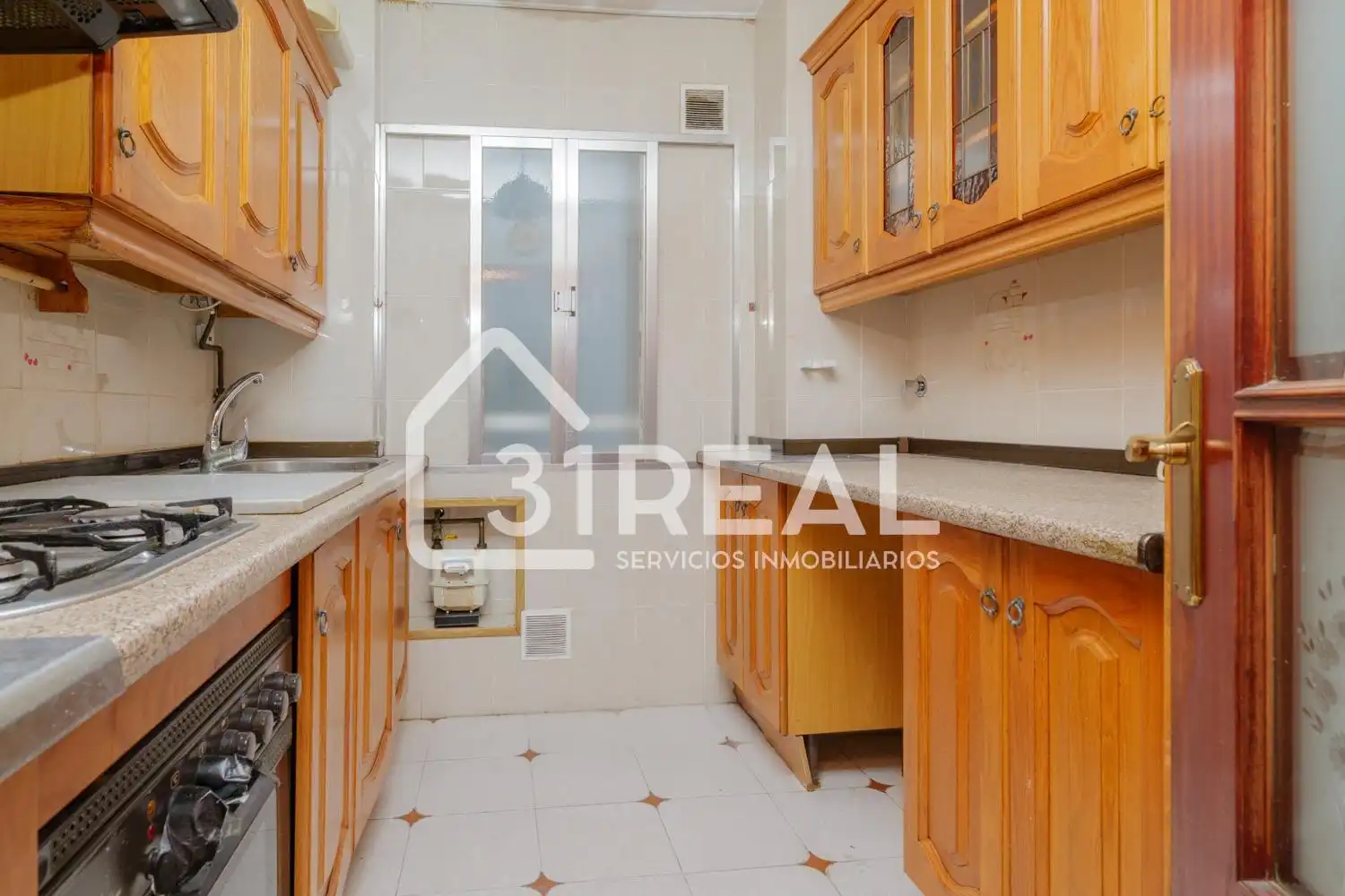 Cocina de Piso en venta en Madrid con Calefacción, Parquet y Terraza
