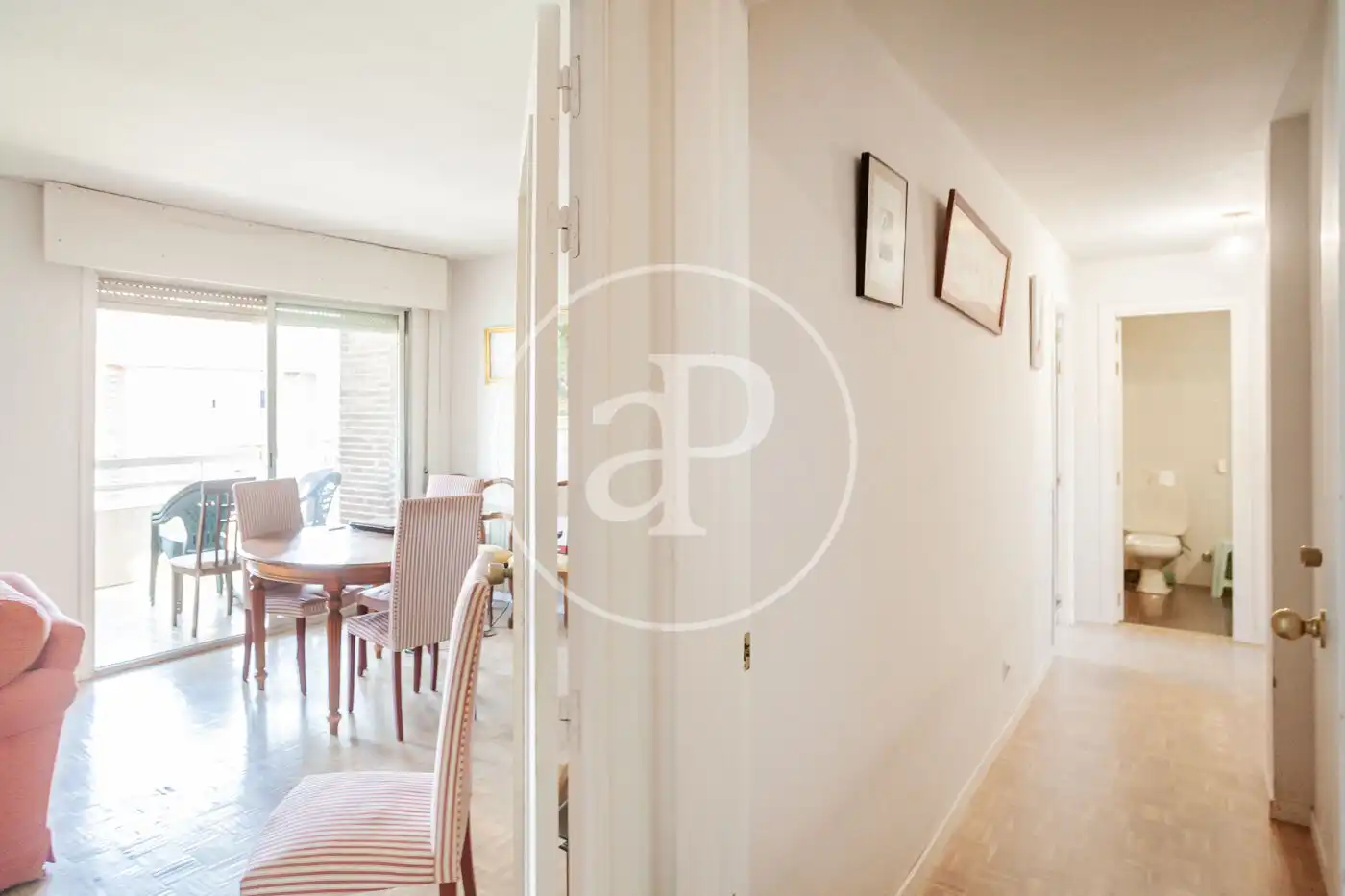 Wohnung zum Verkauf in Majadahonda mit Heizung, Privatgarten und Terrasse