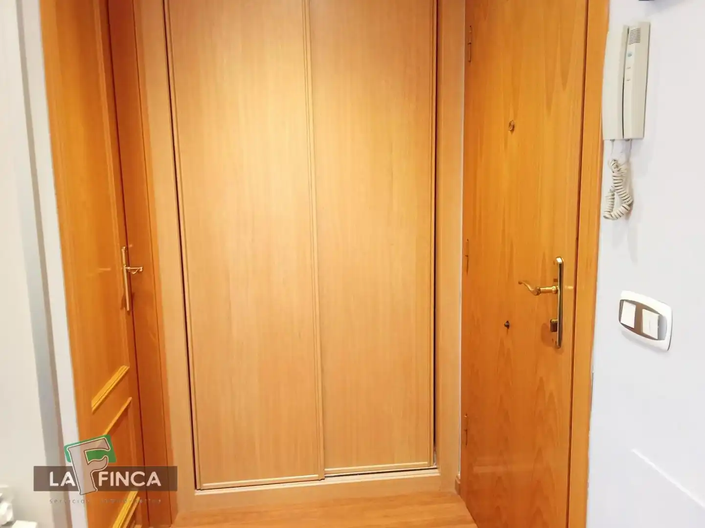 Study for rent in DE LISBOA, HUCA - La Cadellada