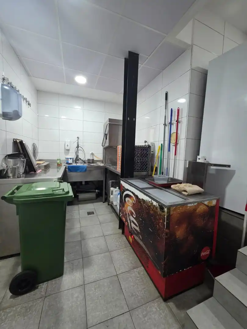 Geschaftsraum zur Miete in Barrio del Centro
