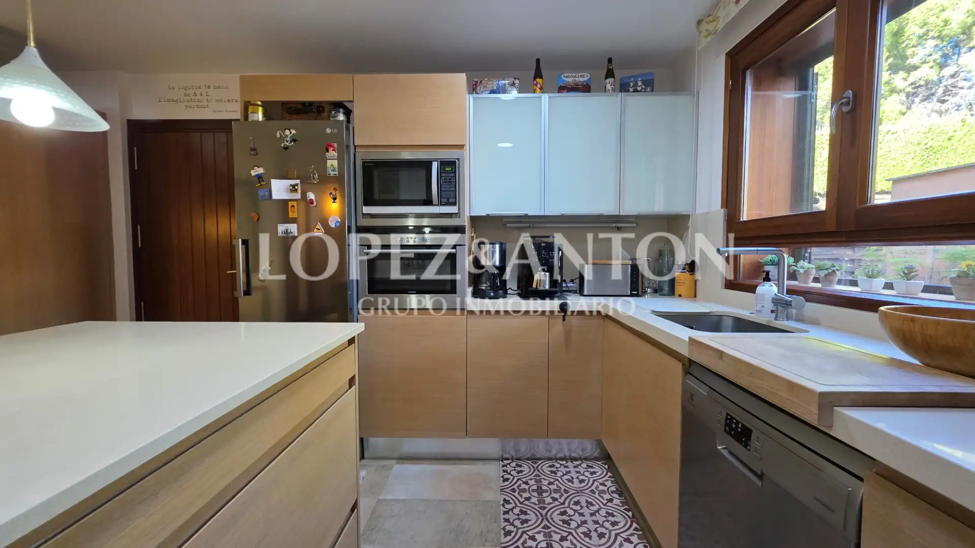 Küche von Haus oder Chalet zum Verkauf in L'Eliana mit Klimaanlage, Heizung und Privatgarten