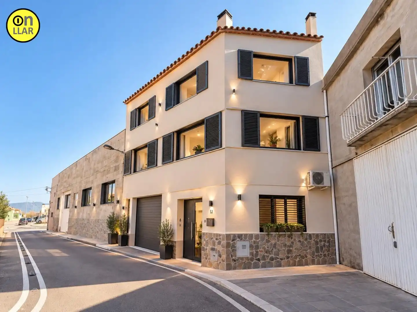 Vista exterior de Casa o chalet en venta en Vila-sacra con Terraza
