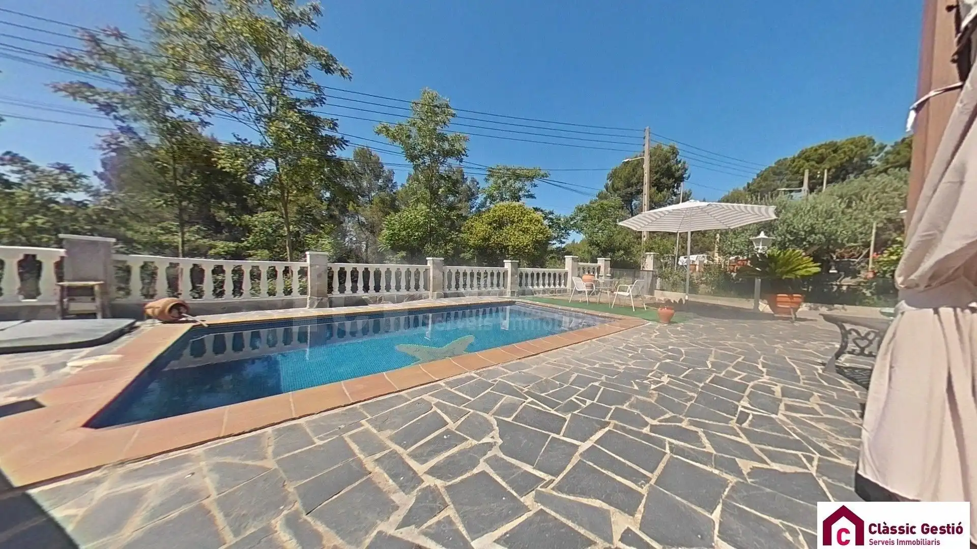 Piscina de Casa o chalet en venta en Terrassa con Calefacción y Trastero