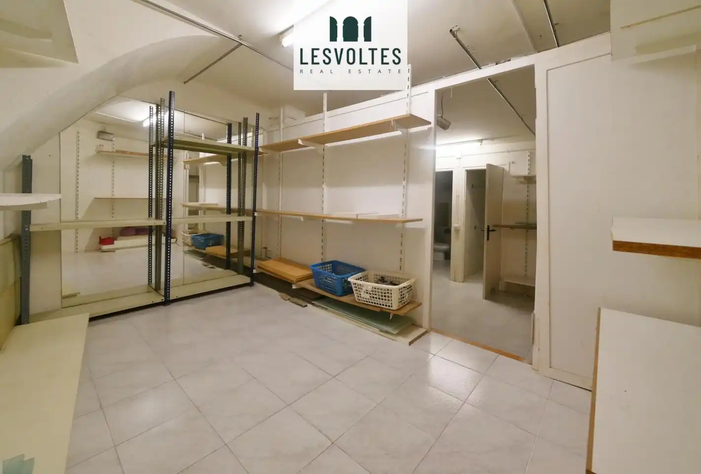 Business premises for sale in Carrer de la Tarongeta, imagen 9