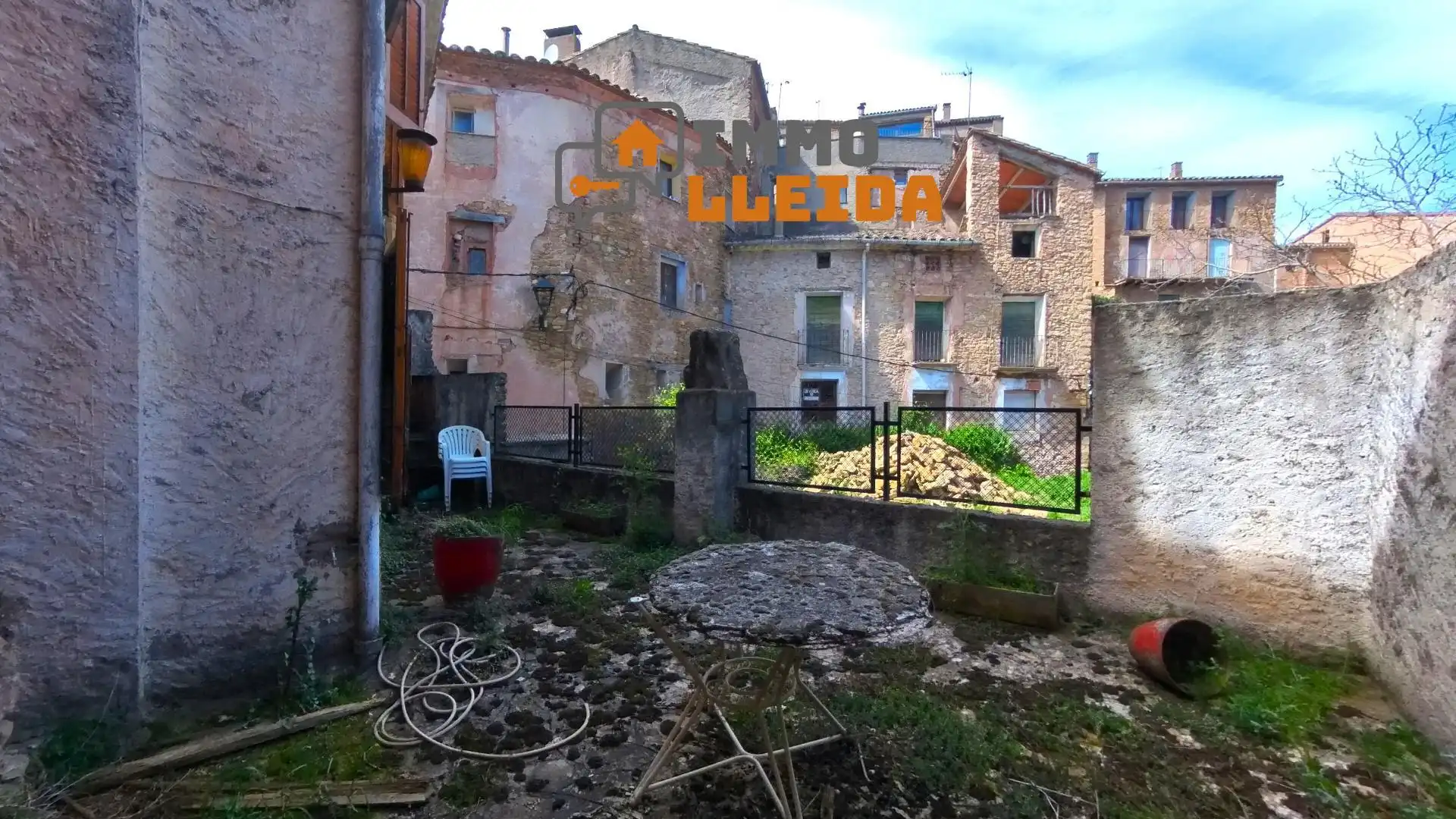 Casa adosada en venta en Àger con Calefacción, Terraza y Amueblado