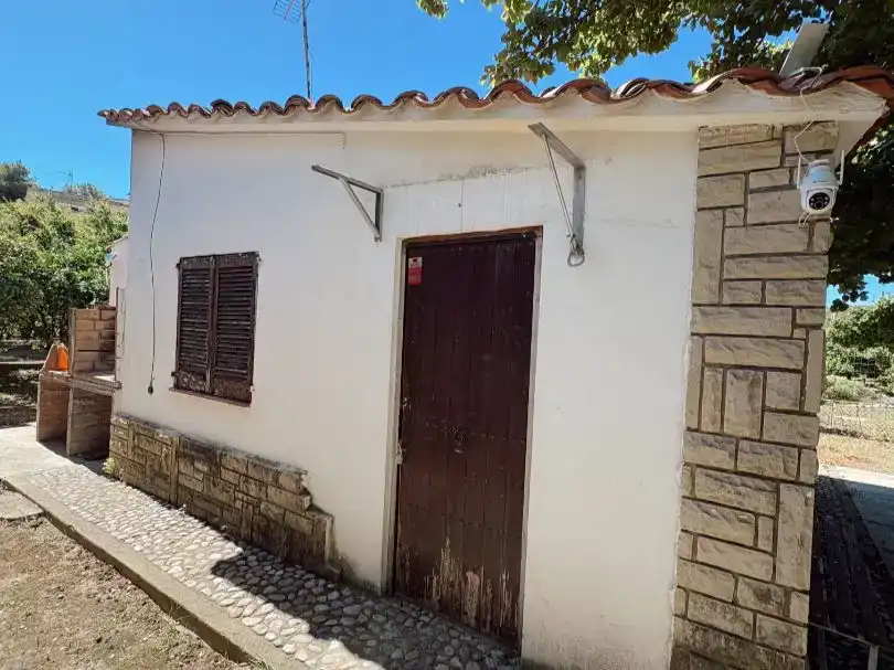 Vista exterior de Pis en venda en Cubelles amb Jardí privat i Traster