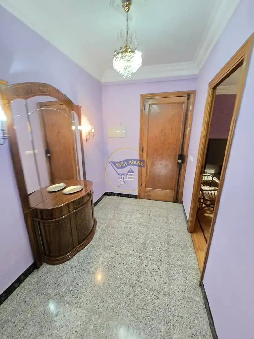 Flat for rent in Calle XOSE BAR BOO, Plaza Industria