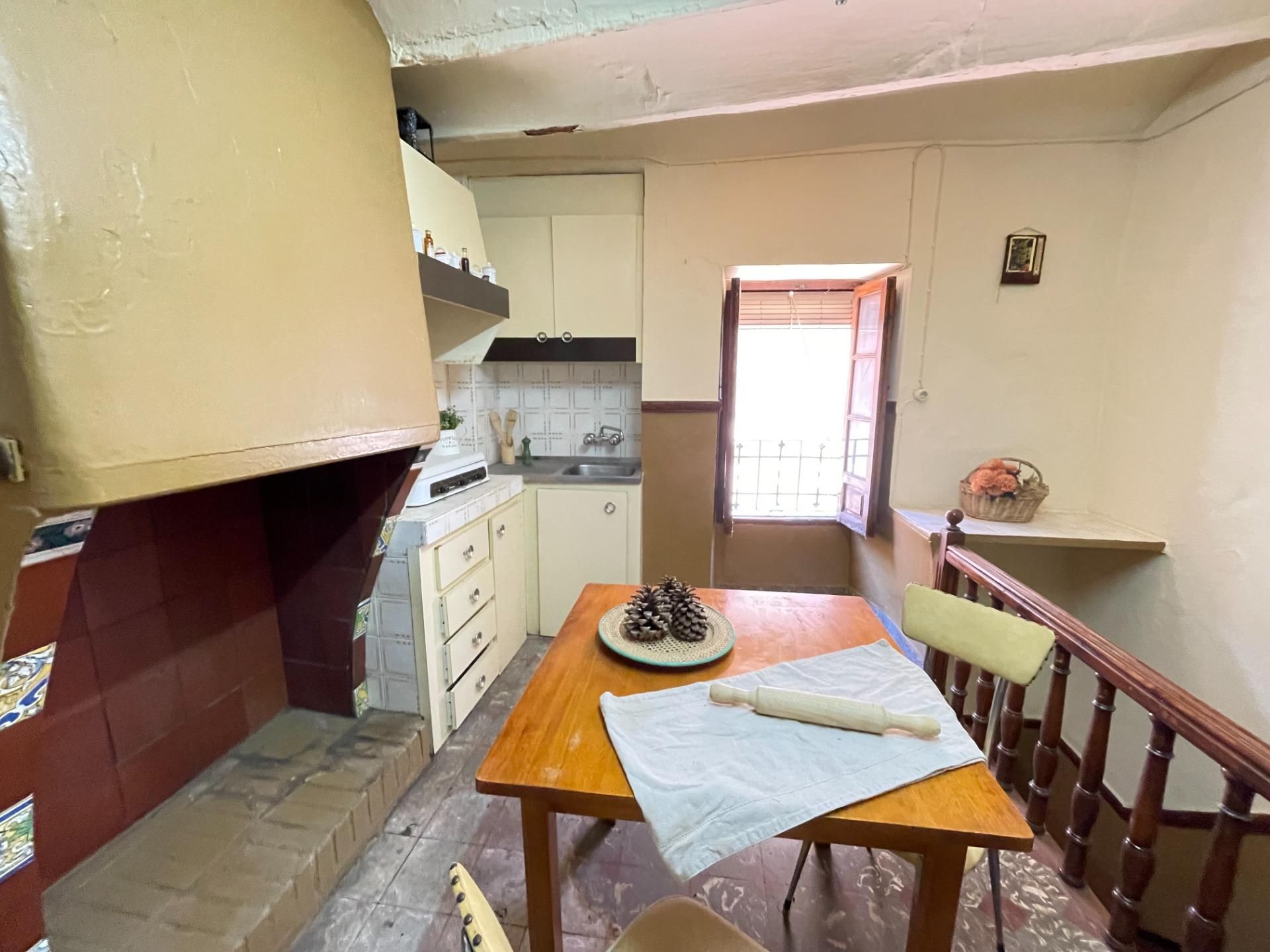 Kitchen of House or chalet for sale in Altura  with Storage room
