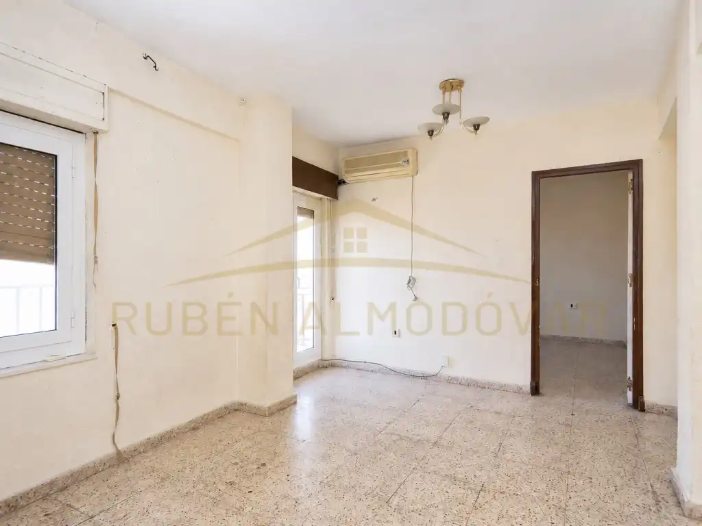 Flat for sale in Calle Congreso-Hurchillo 2, imagen 3