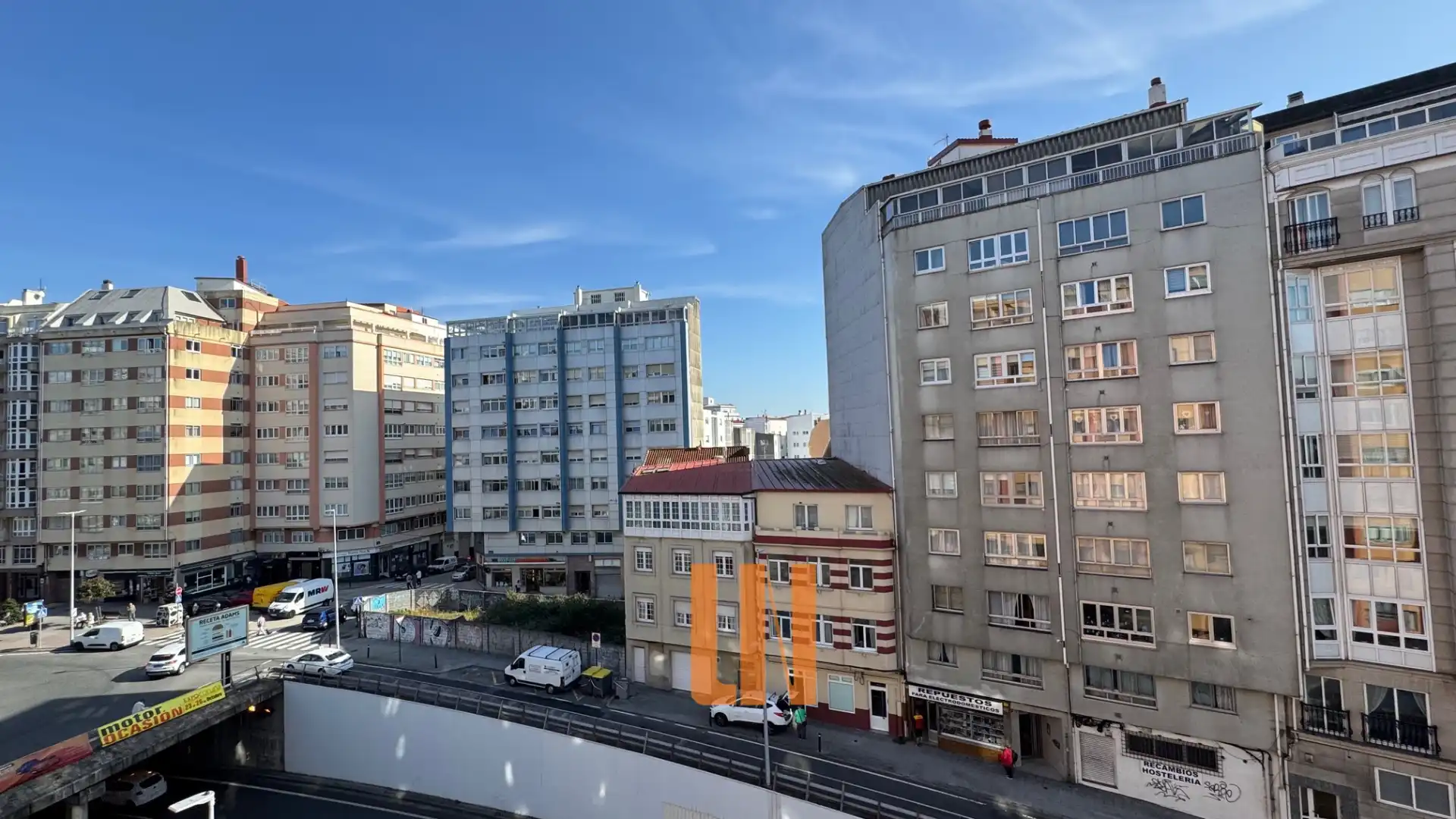 Pis en venda a Avenida Pasaxe, Los Castros - Castrillón