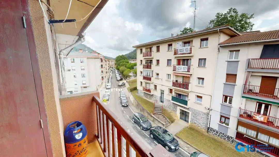 Exterior view of Flat for sale in Andoain  with Balcony
