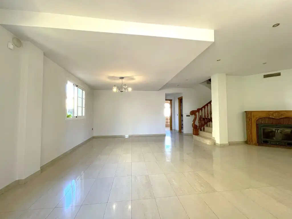 Haus oder Chalet zur Miete in Carrer Vicent Fuentes, Heliópolis