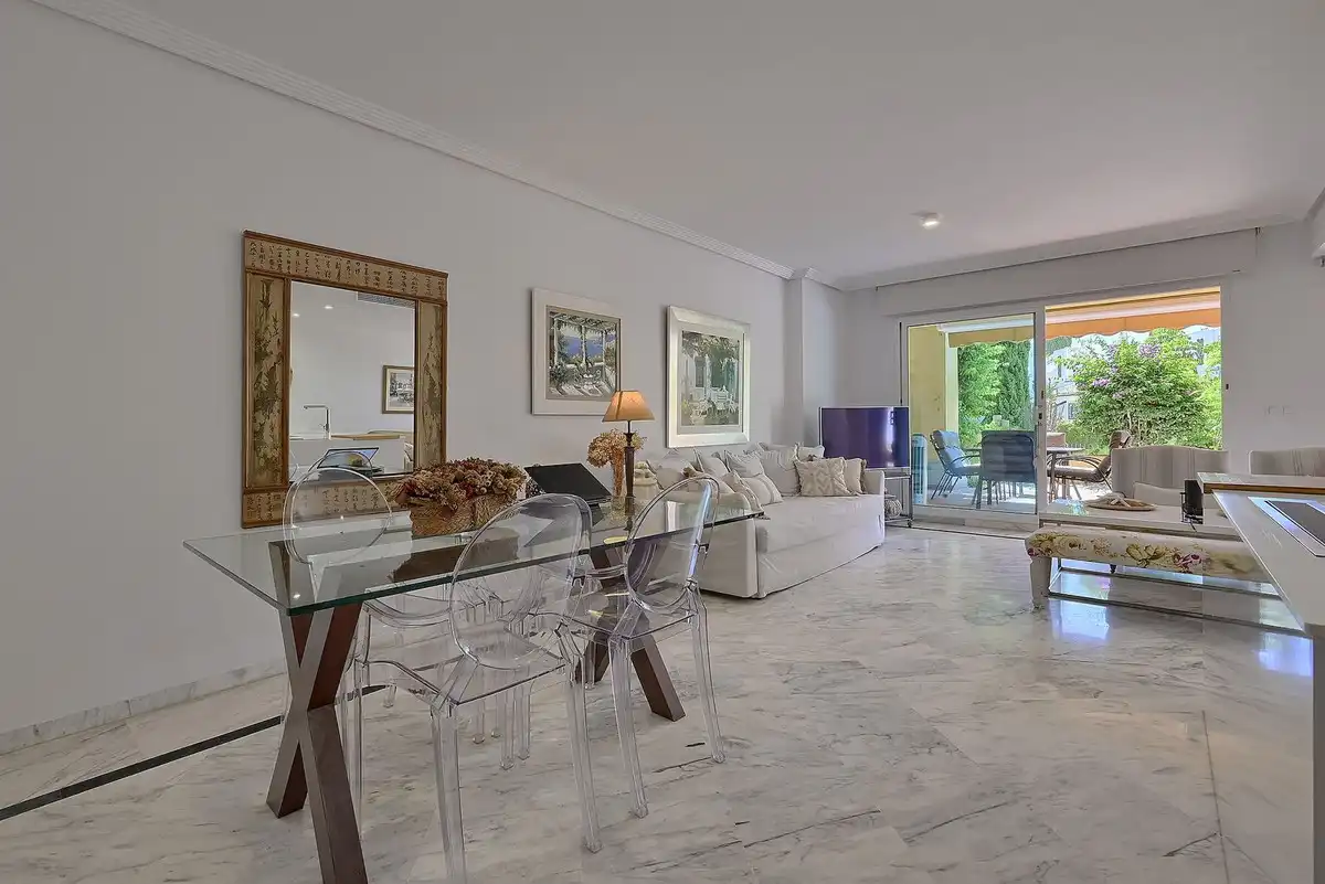 Piso con ascensor en venta en Río Real - Los Monteros, imagen 7