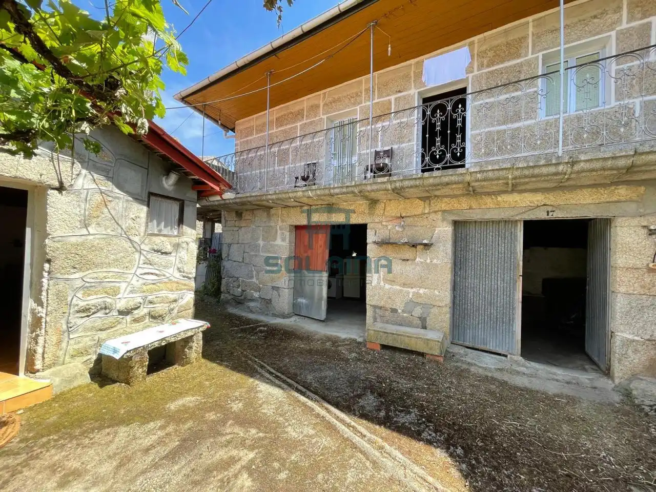Vista exterior de Casa o xalet en venda en Paderne de Allariz amb Jardí privat