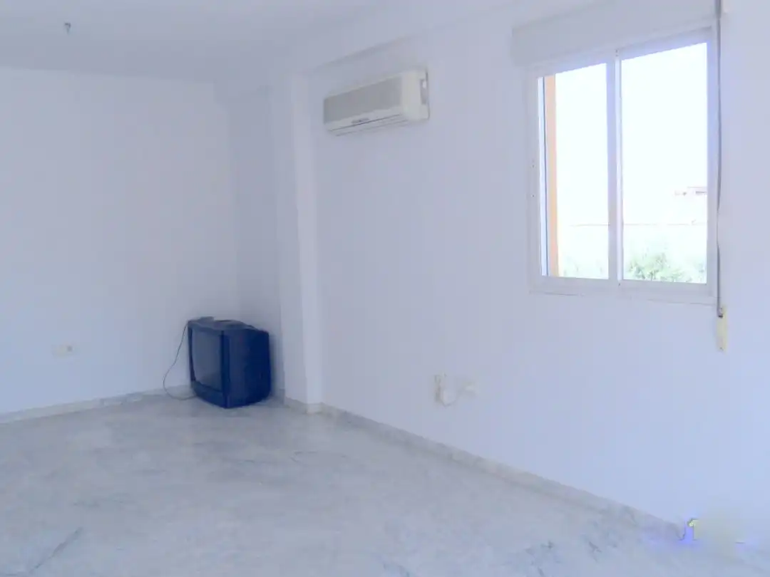 Habitación de Piso en venta en La Zubia Ciudad