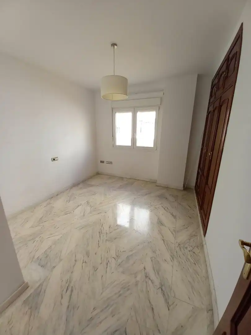 Bedroom of Flat for rent in Poniente-Sur