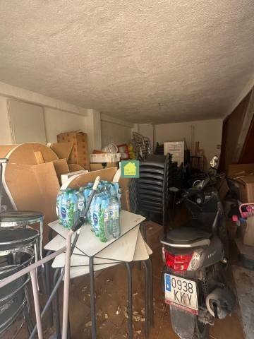 Local comercial en Venta en Hermanos Falcó