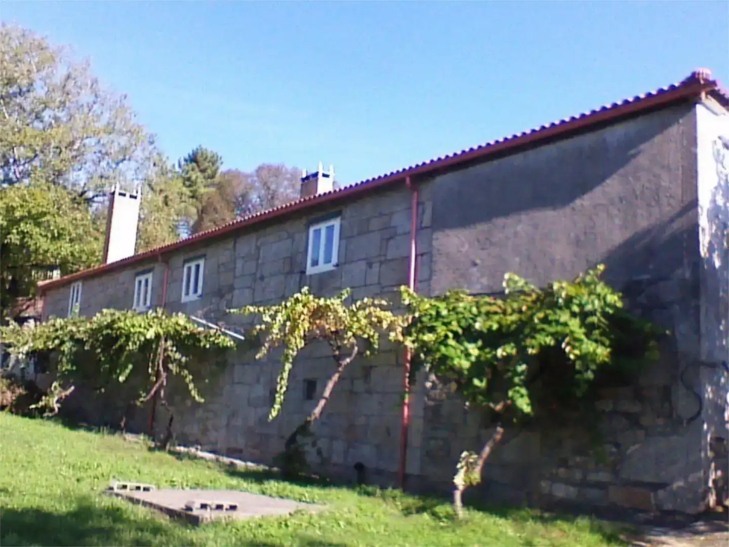 Vista exterior de Casa o xalet en venda en Carballedo amb Jardí privat, Parquet i Traster