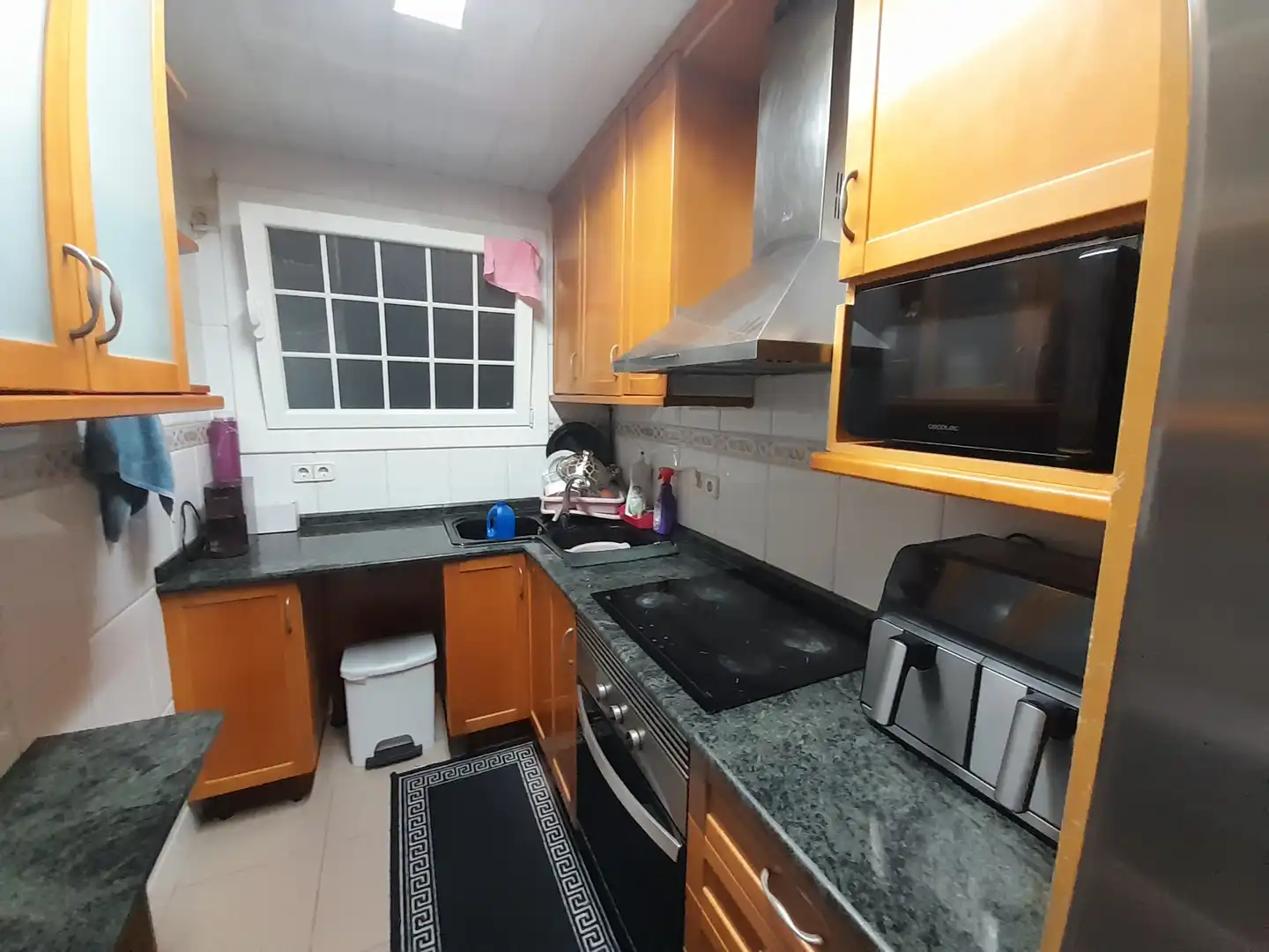 Kitchen of Flat for sale in L'Hospitalet de Llobregat  with Balcony