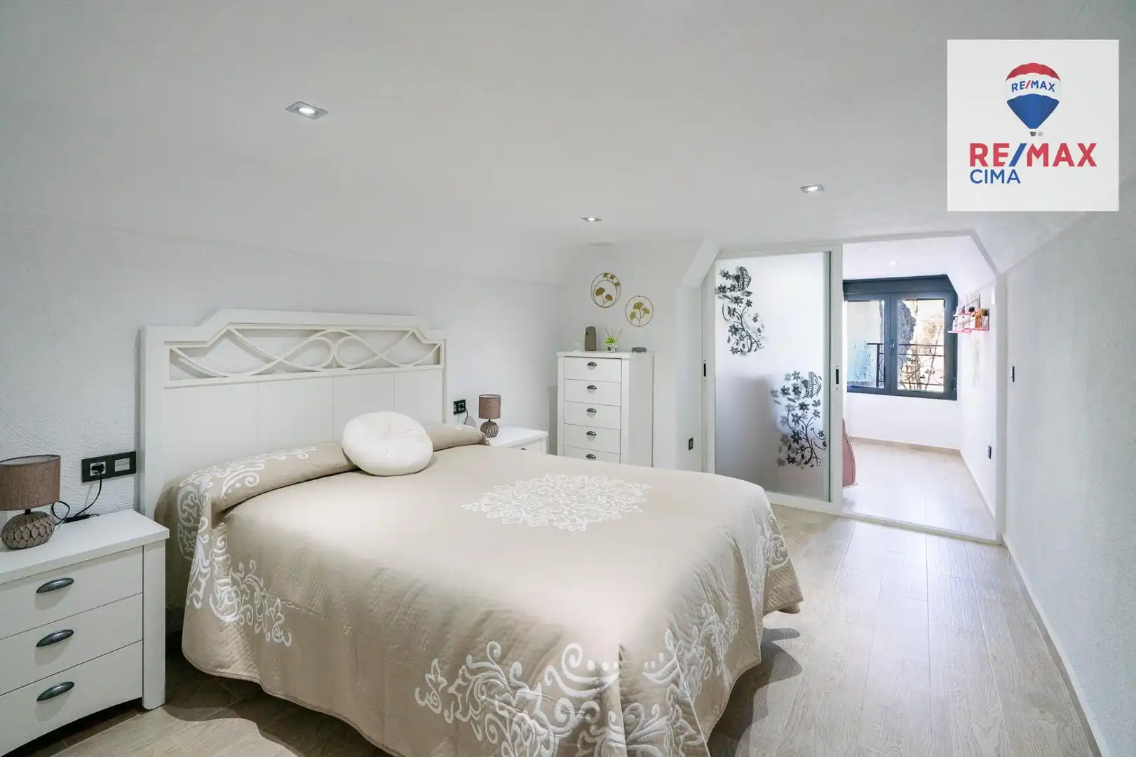 Habitación de Casa o chalet en venta en Castilléjar con Terraza, Amueblado y Balcón