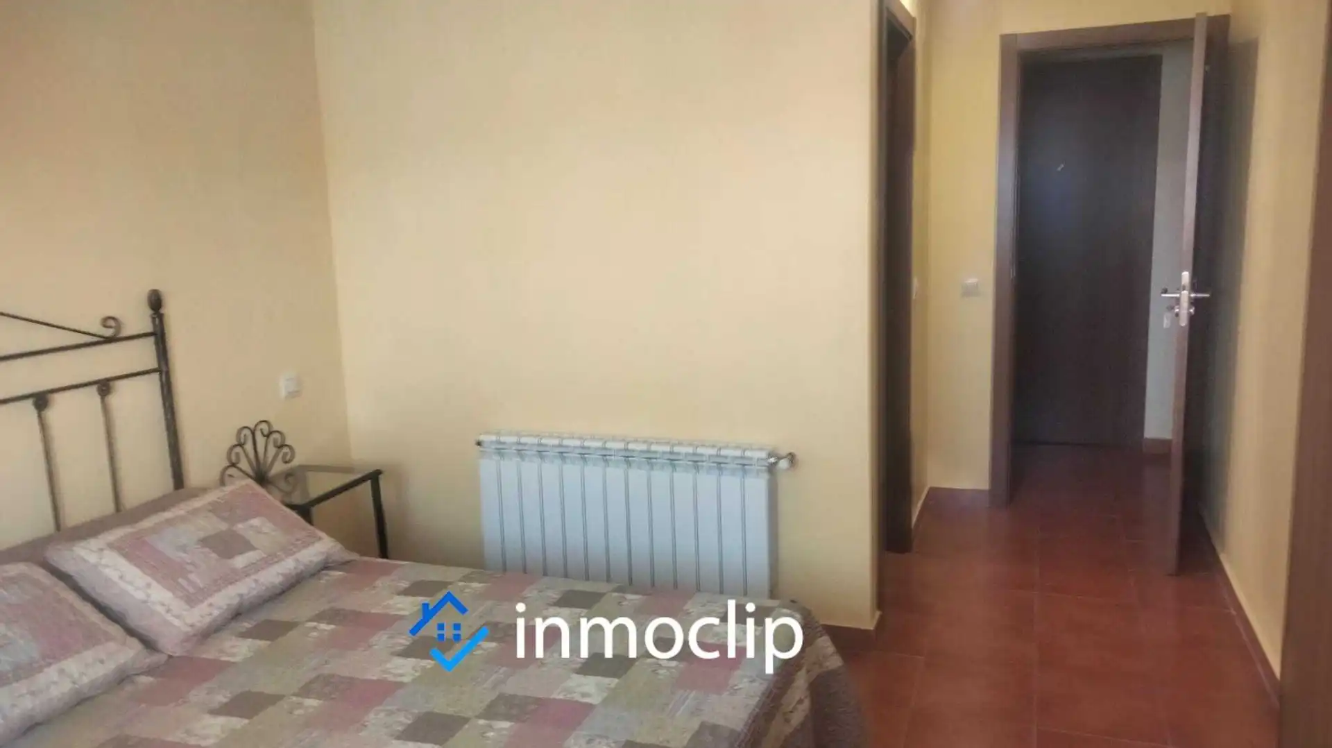 Bedroom of Buildings for sale in Puente del Congosto