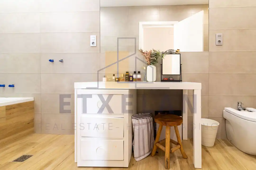 Bedroom of Houses for sale in Berriz  with Heating, Private garden and Swimming Pool