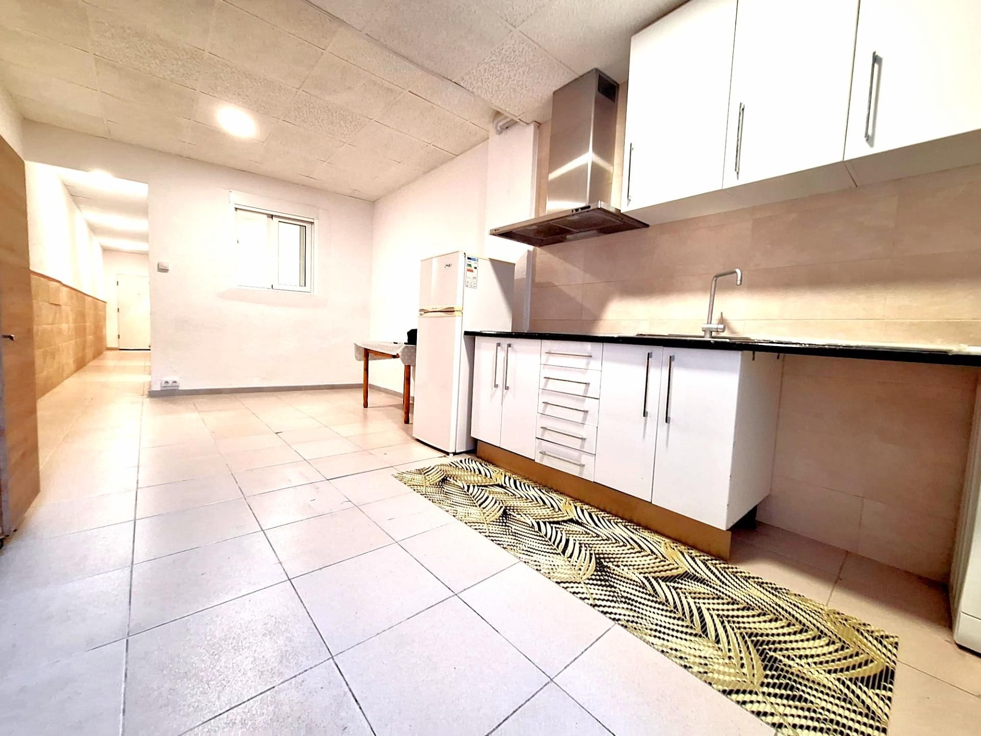 Cuina de Casa o xalet en venda en Sabadell amb Terrassa