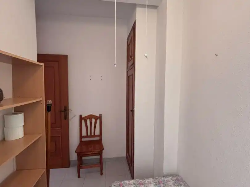 Piso en venta en Torrevieja con Terraza y Balcón