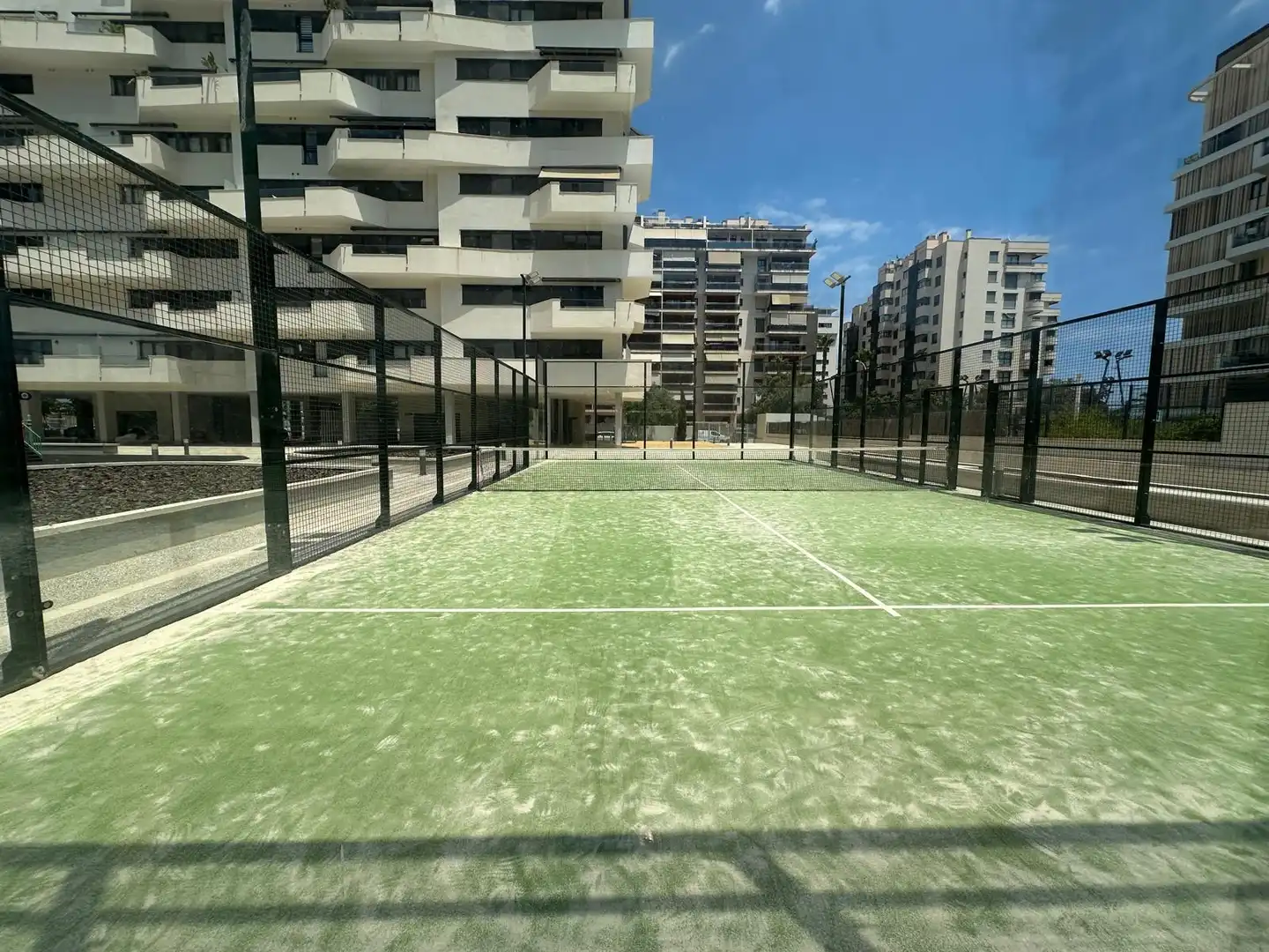 Parking de Apartamento de alquiler en Alicante / Alacant con Aire acondicionado, Amueblado y Horno