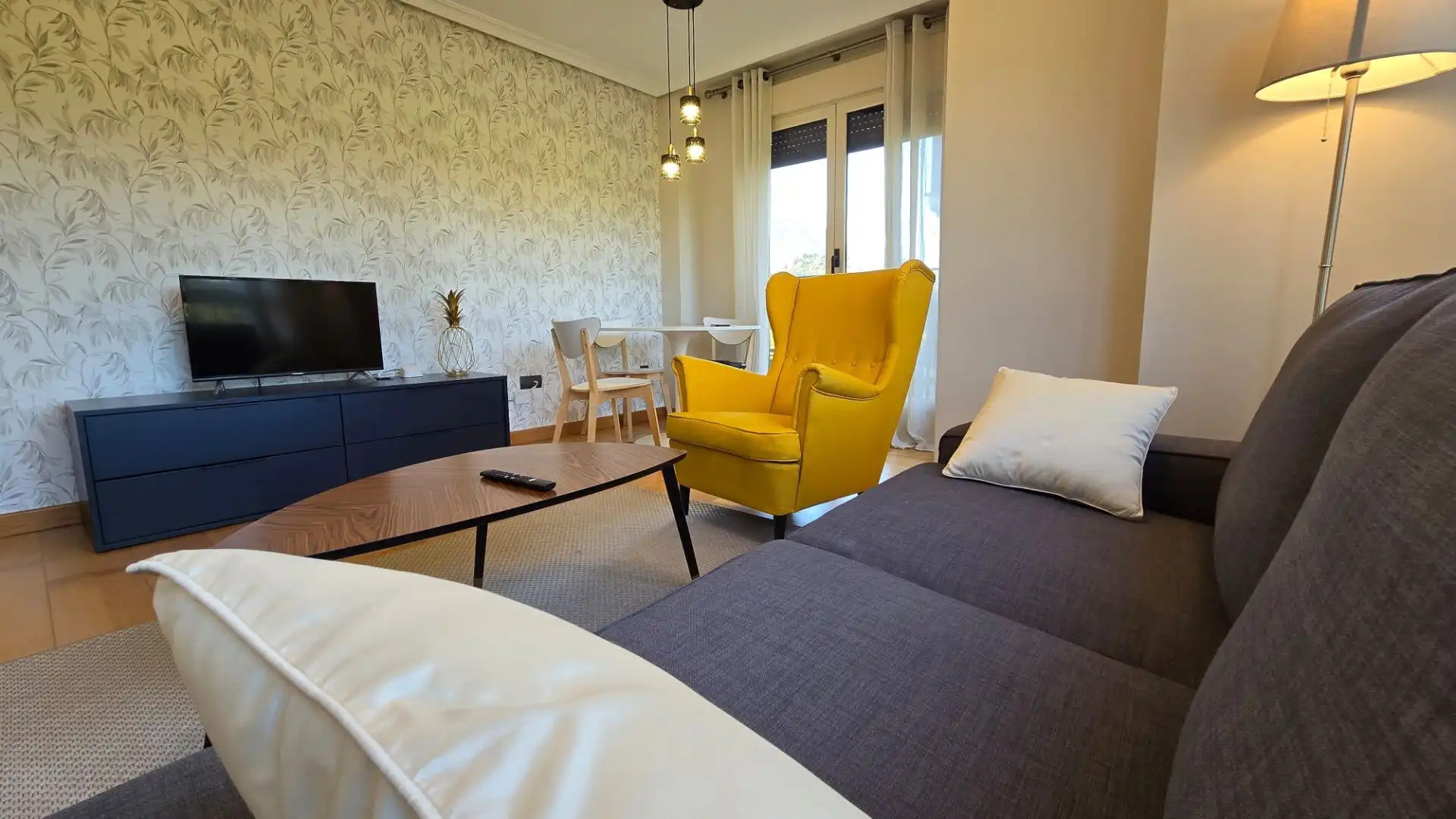 Living room of Flat for sale in Llanes  with Heating, Terrace and Furnished