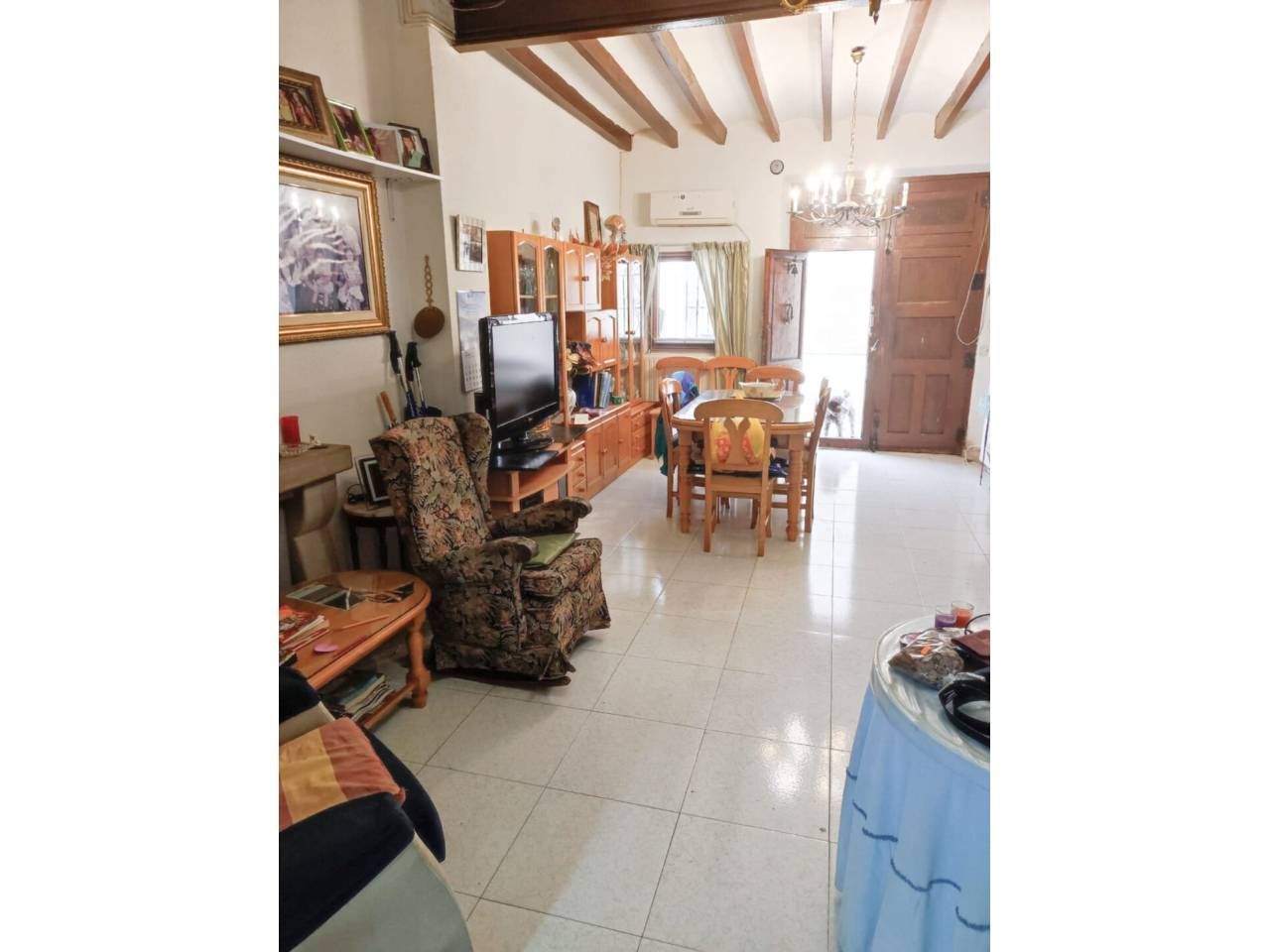 Sala d'estar de Casa o xalet en venda en Confrides amb Terrassa