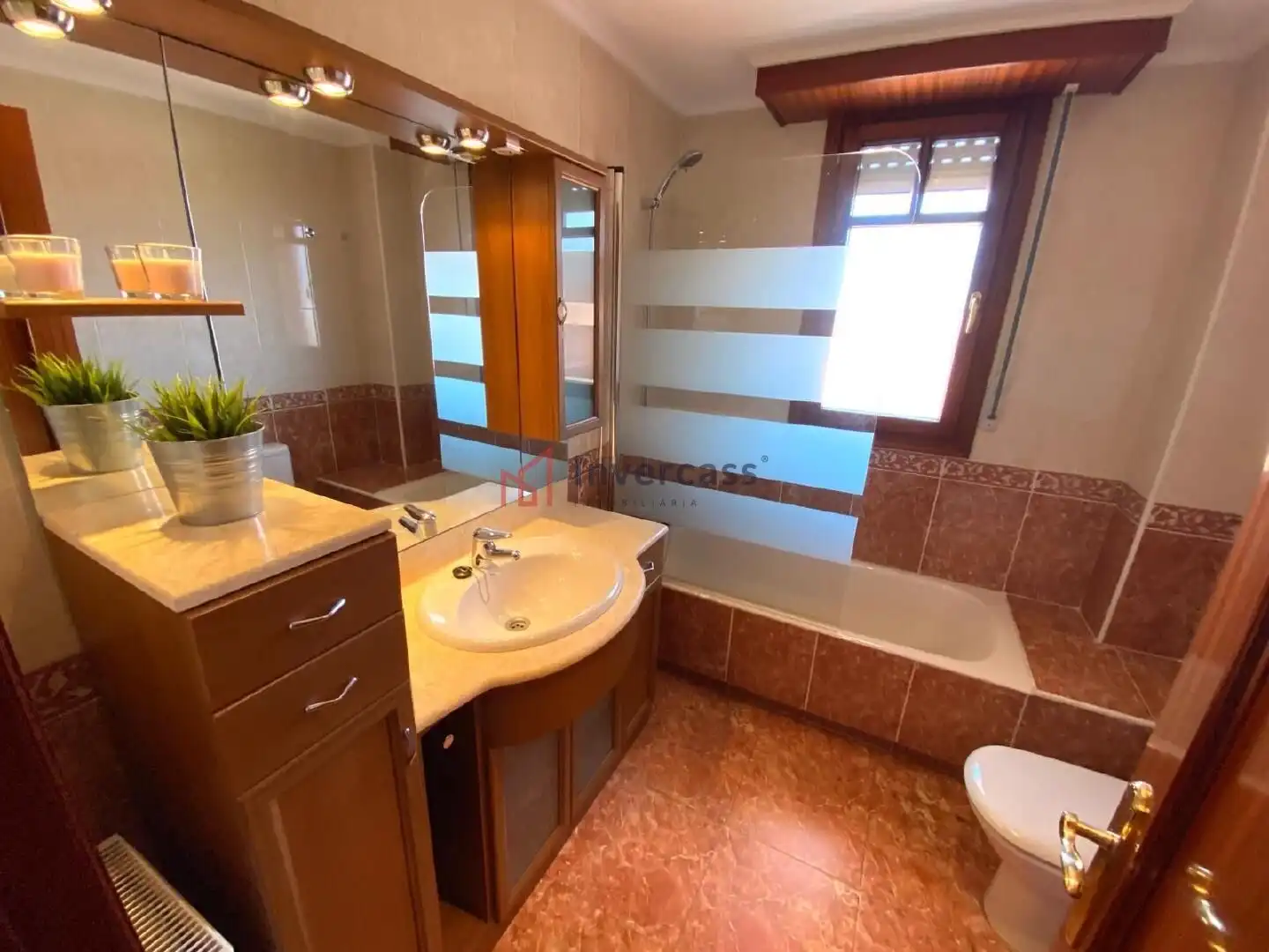 Baño de Casa adosada en venta en Castro-Urdiales