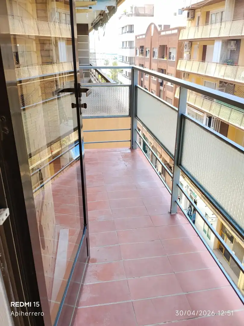 Terraza de Piso de alquiler en Alicante / Alacant con Amueblado y Balcón