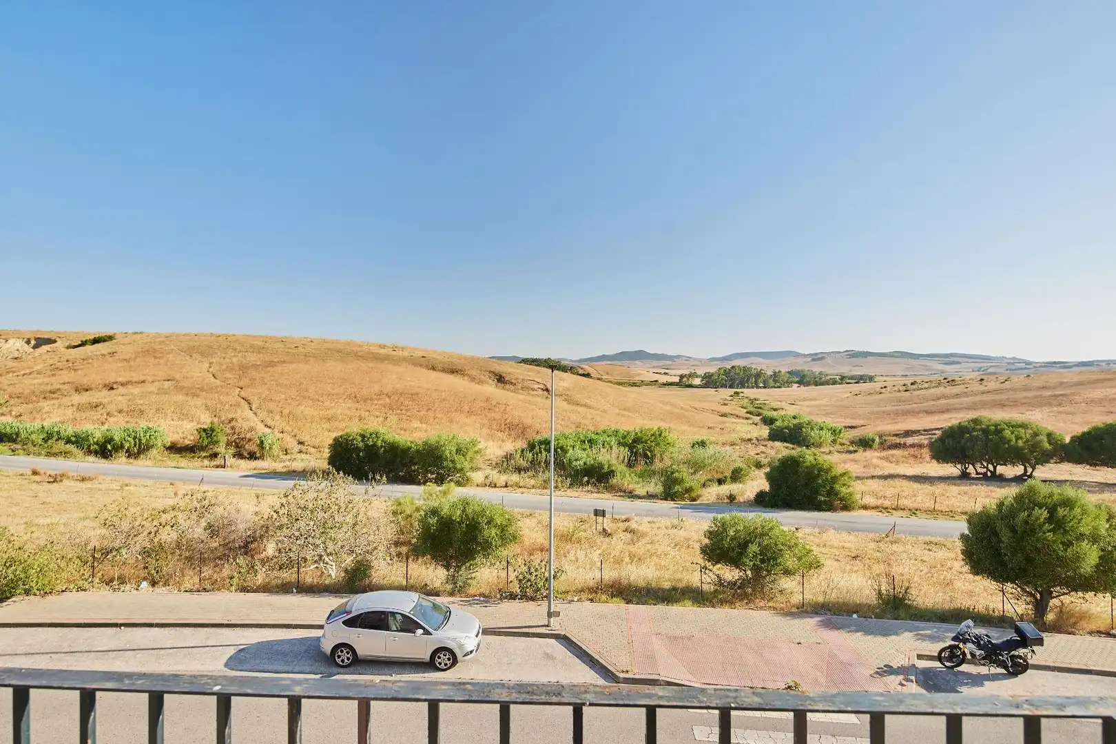 Vista exterior de Casa adosada en venta en Medina Sidonia con Terraza, Balcón y Alarma