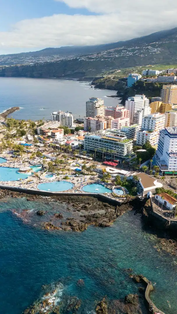 Vista exterior de Apartament en venda en Puerto de la Cruz amb Terrassa i Moblat