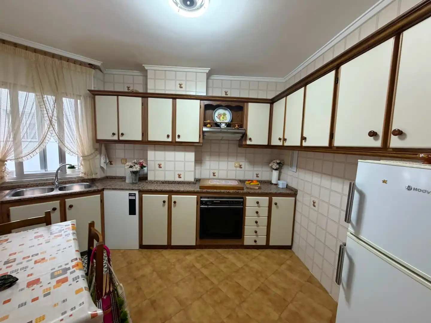 Kitchen of Flat for rent in Lugo  with Heating, Furnished and Oven