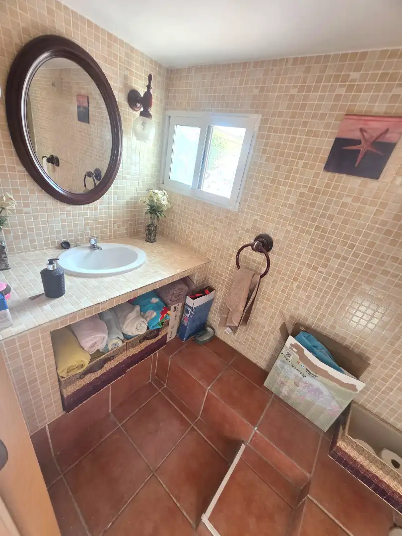 Baño de Casa o chalet en venta en Galápagos con Calefacción, Jardín privado y Terraza