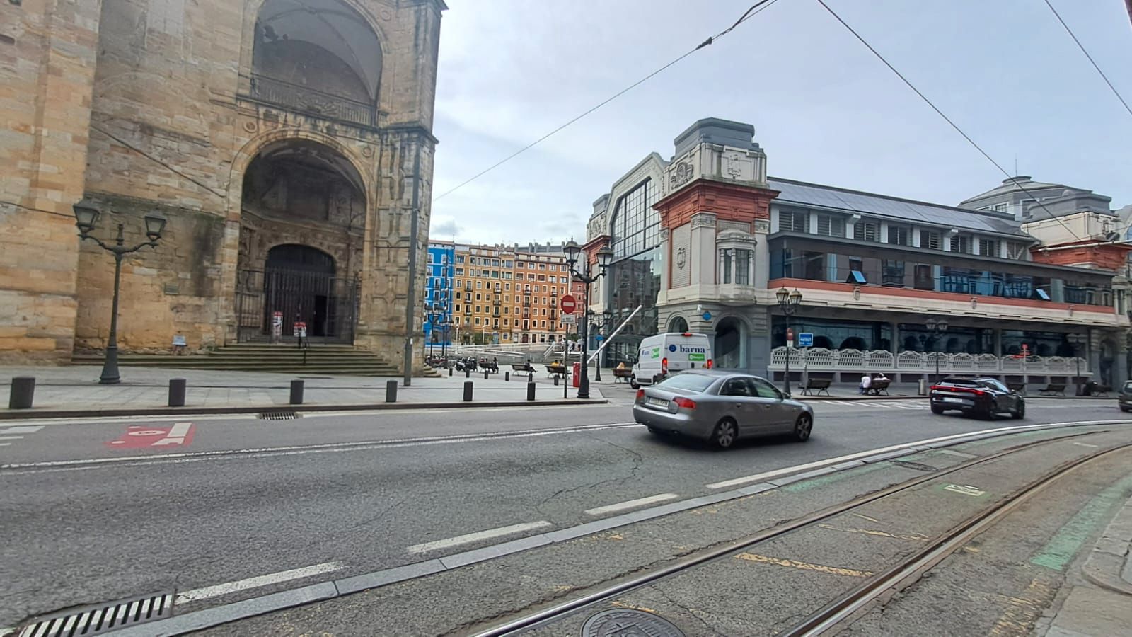 Exterior view of Flat for sale in Bilbao   with Air Conditioner, Heating and Balcony